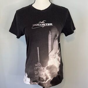 Hollister California NASA rocket space Must-Have Vintage Short Sleeve